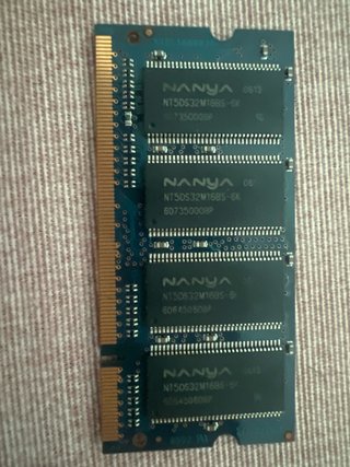 2x Nanya 512MB DDR 333MHz SODIMM RAM