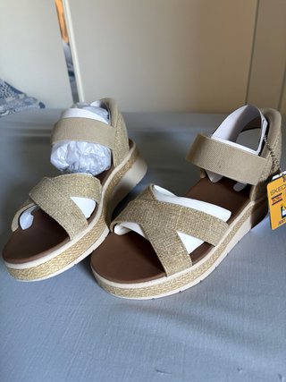 Sandalias Skechers Mujer Beige