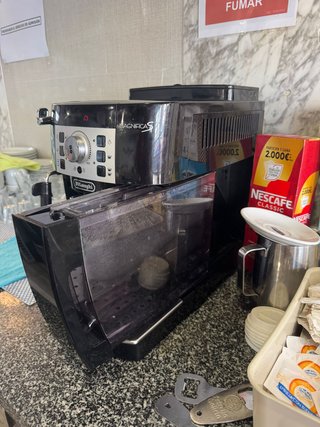 Cafetera DeLonghi Magnifica S