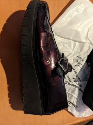 Zapatos Pitillos Negros y color vino