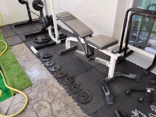 Equipo de gimnasio completo