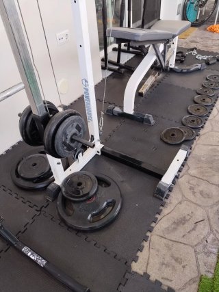 Equipo de gimnasio completo
