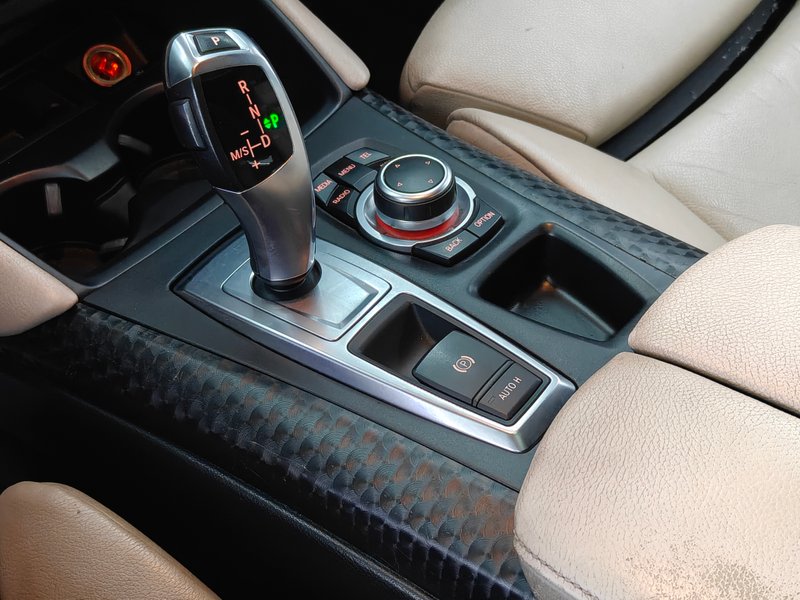 BMW X6 xDrive35d (E71) 2009, foto 16