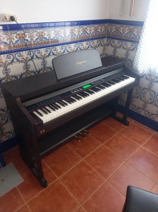 Piano digital Ringway con banqueta