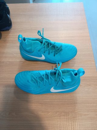 Botas de fútbol Nike Phantomluna