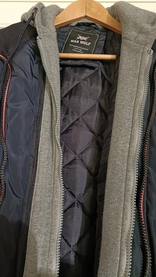 Chaqueta con capucha WAR WOLF azul marino Talla L