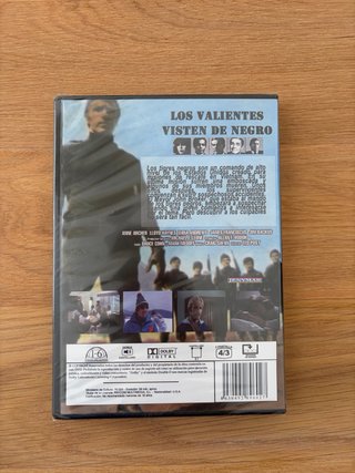 DVD Los Valientes Visten de Negro (Precintada)