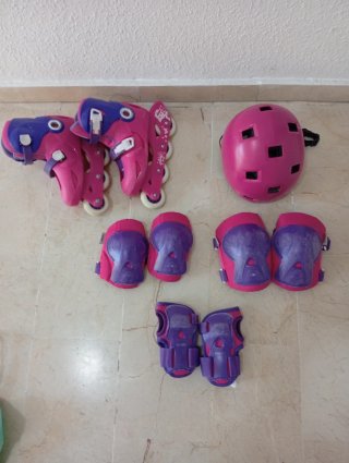 Equipo de patinaje infantil rosa y morado 30-32.