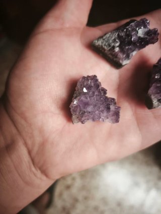 4 Minerali Ametista. 5€ per minerale, sono piccoli