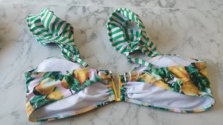 Bikini de limón y rayas verdes