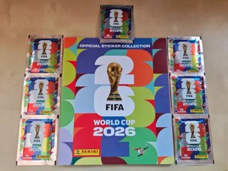 Album y 10 sobres Panini Mundial 2026