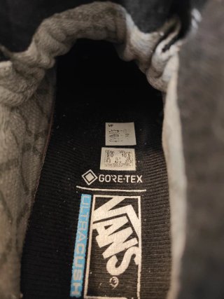 Botas Vans MTE Gore-Tex Negras Marrones