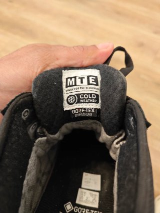 Botas Vans MTE Gore-Tex Negras Marrones