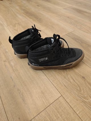 Botas Vans MTE Gore-Tex Negras Marrones