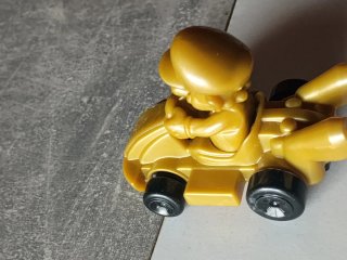 Super Mario McDonald's Dorado 2024