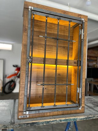 Mueble Bar/Estantería Madera y Metal con LED
