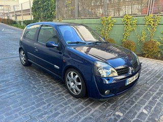 Renault Clio Sport 2.0 16V