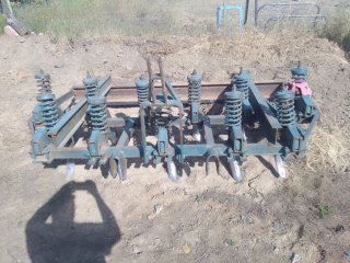 Tractor Kubota con aperos en Agudo, todo lo que se