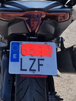 Yamaha Tmax 560 Negra