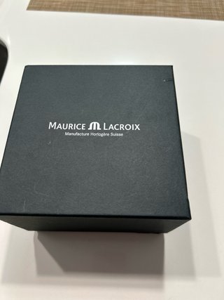 Maurice Lacroix Aikon Reloj Azul y Plateado