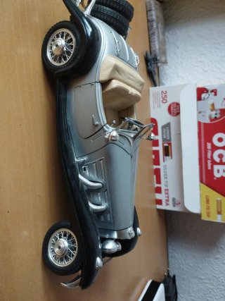 Mercedes 500K Burago 1:18