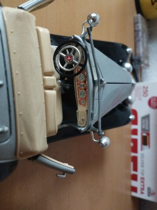 Mercedes 500K Burago 1:18