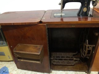 Máquina de coser antigua