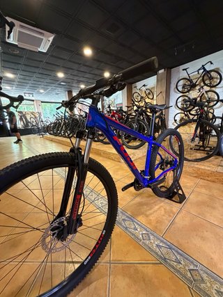 Bicicleta Fuji Nevada 4.0 LTD Azul Talla M 29