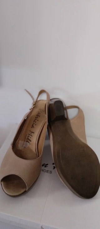 Zapatos Patricia Miralles Piel Beige Talla 40