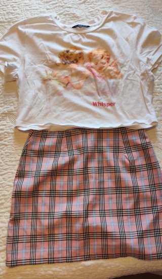 Conjunto Shein Falda y Camiseta Talla S