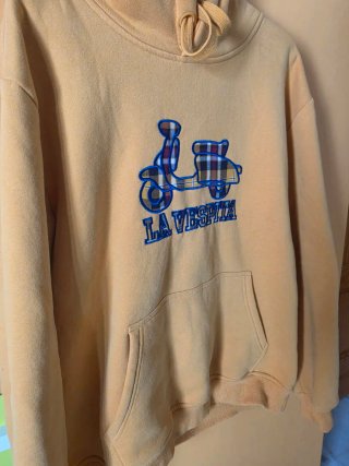 Sudadera La Vespita con estampado de moto