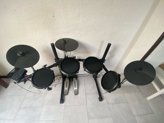 Batería Electrónica Alesis