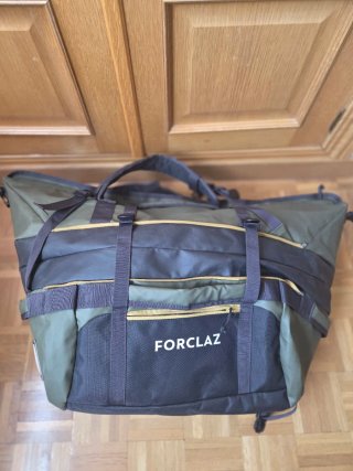 Mochila-maleta Forclaz 40-60L Nueva