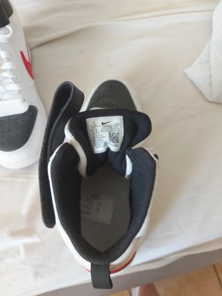 Nike Zapatillas Blancas y Rojas