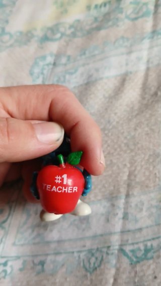 Puffo con mela #1 Teacher