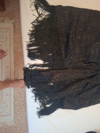 Falda Zara corta con flecos y estampado