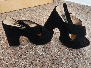 Sandalias Refresh tacón plataforma negras 37