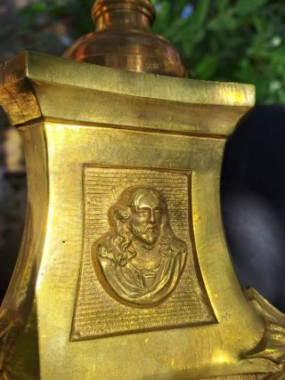 Lámpara de mesa de bronce