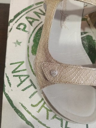 Sandalias Panama Jack piel charol beige T37