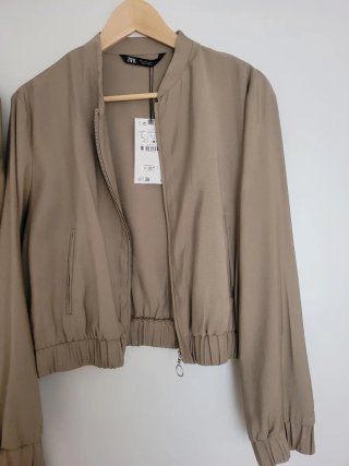 Conjunto Zara Chaqueta y Pantalón Beige Talla M