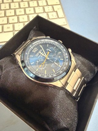Reloj Seiko Cronógrafo Azul y Plateado