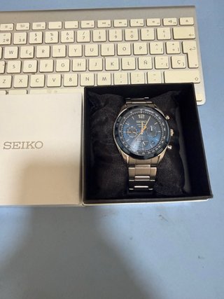 Reloj Seiko Cronógrafo Azul y Plateado