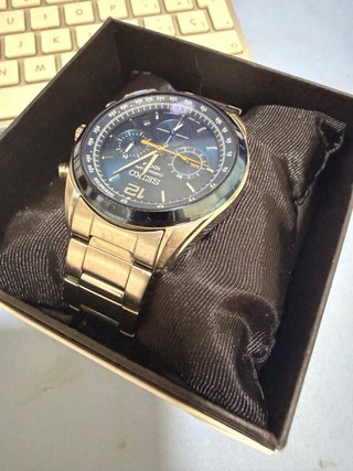 Reloj Seiko Cronógrafo Azul y Plateado