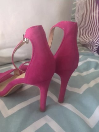 Sandalias tacón Marypaz fucsia talla 36