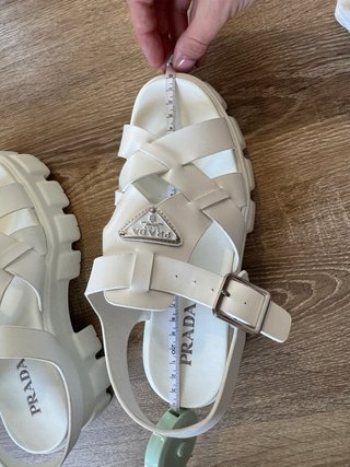 Sandalias Prada Blancas