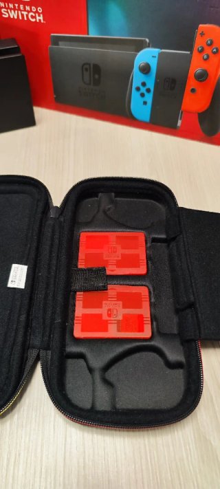 Pack Nintendo Switch + Juegos + Mando + Funda