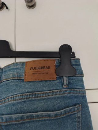Pantalón vaquero Pull&Bear azul