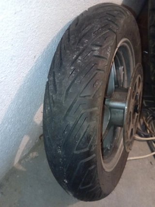 Rueda Delantera Suzuki Burgman UH200 2007