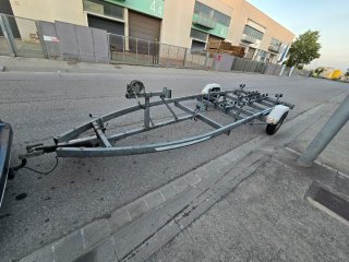 Remolque náutico para barcos