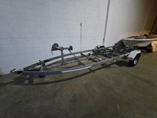 Remolque náutico para barcos